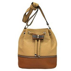 Jessica Simpson Evonne Drawstring Crossbody Bag NWT camel safari